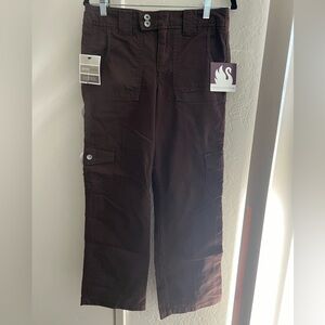 Gloria Vanderbilt Women’s Brown Pants. Size: 8 Petite. New with tags.